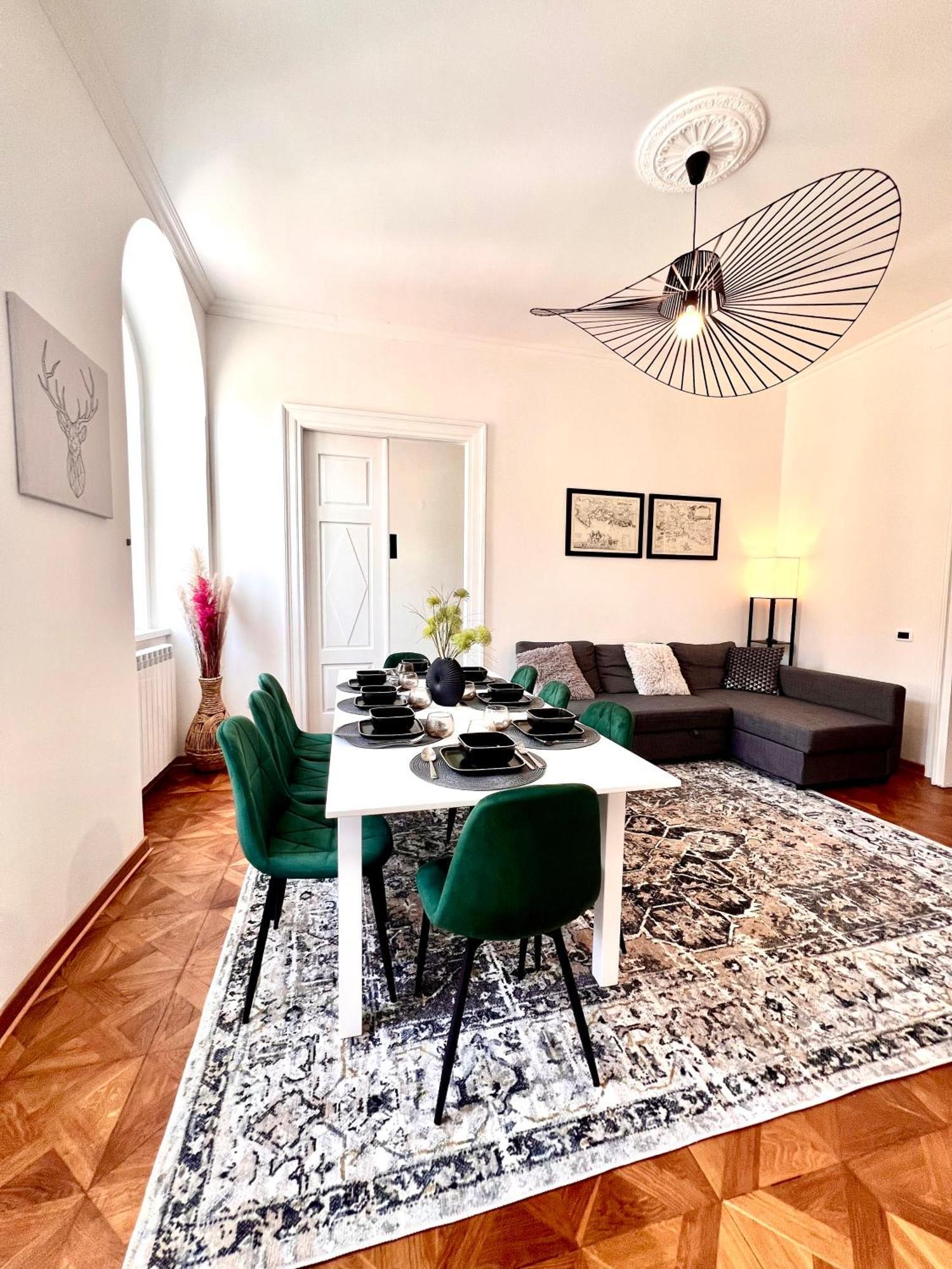 Suite Mitteleuropa Private Parking Trieste Dış mekan fotoğraf
