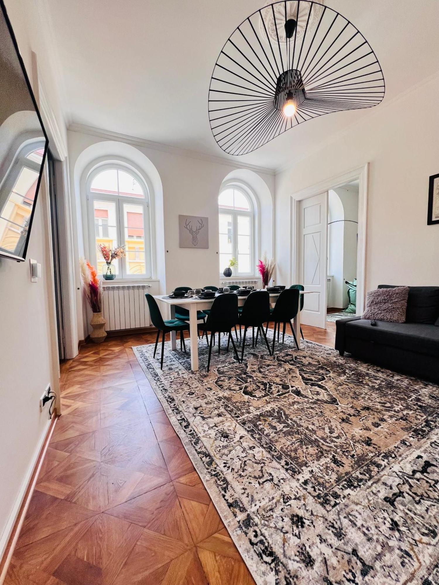 Suite Mitteleuropa Private Parking Trieste Dış mekan fotoğraf