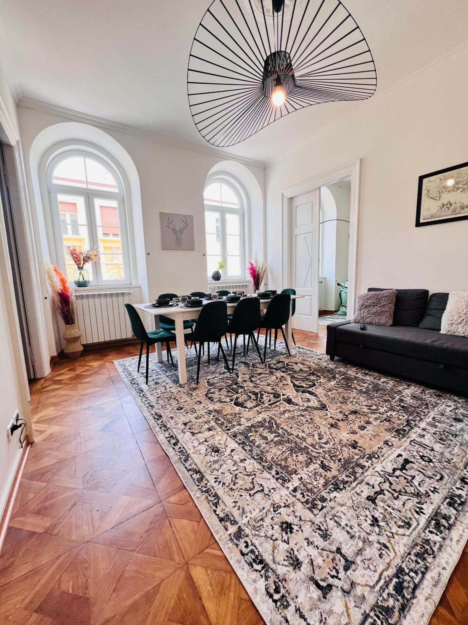 Suite Mitteleuropa Private Parking Trieste Dış mekan fotoğraf